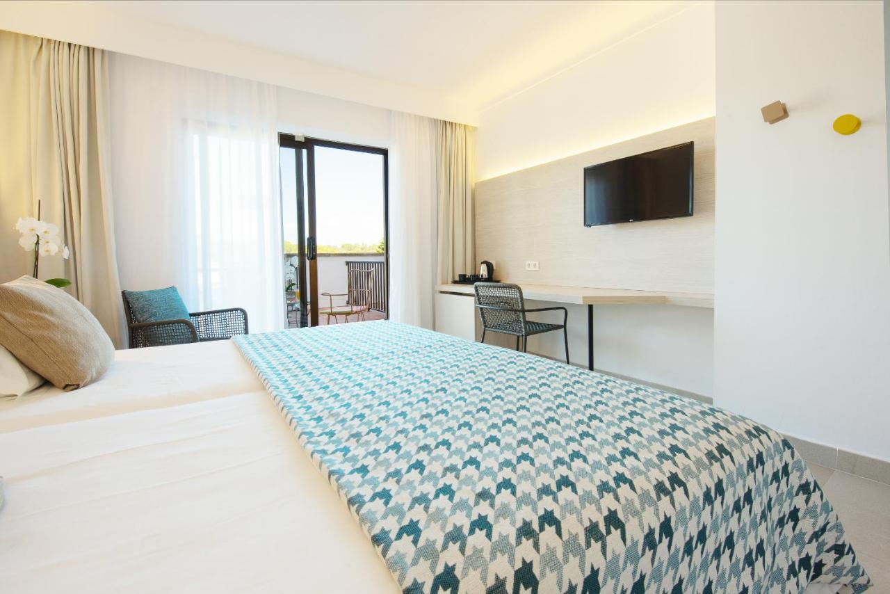 Hotel Playa Mondrago Портопетро Экстерьер фото
