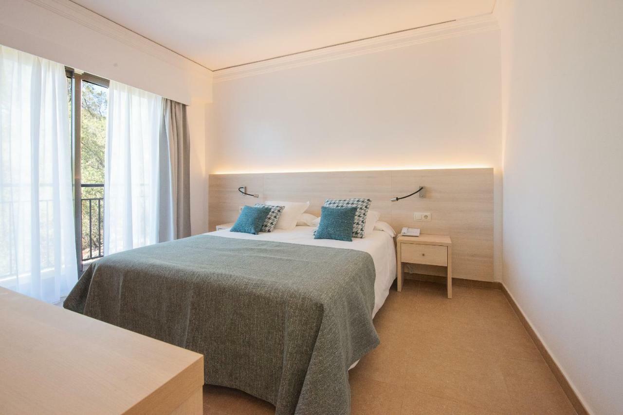 Hotel Playa Mondrago Портопетро Экстерьер фото