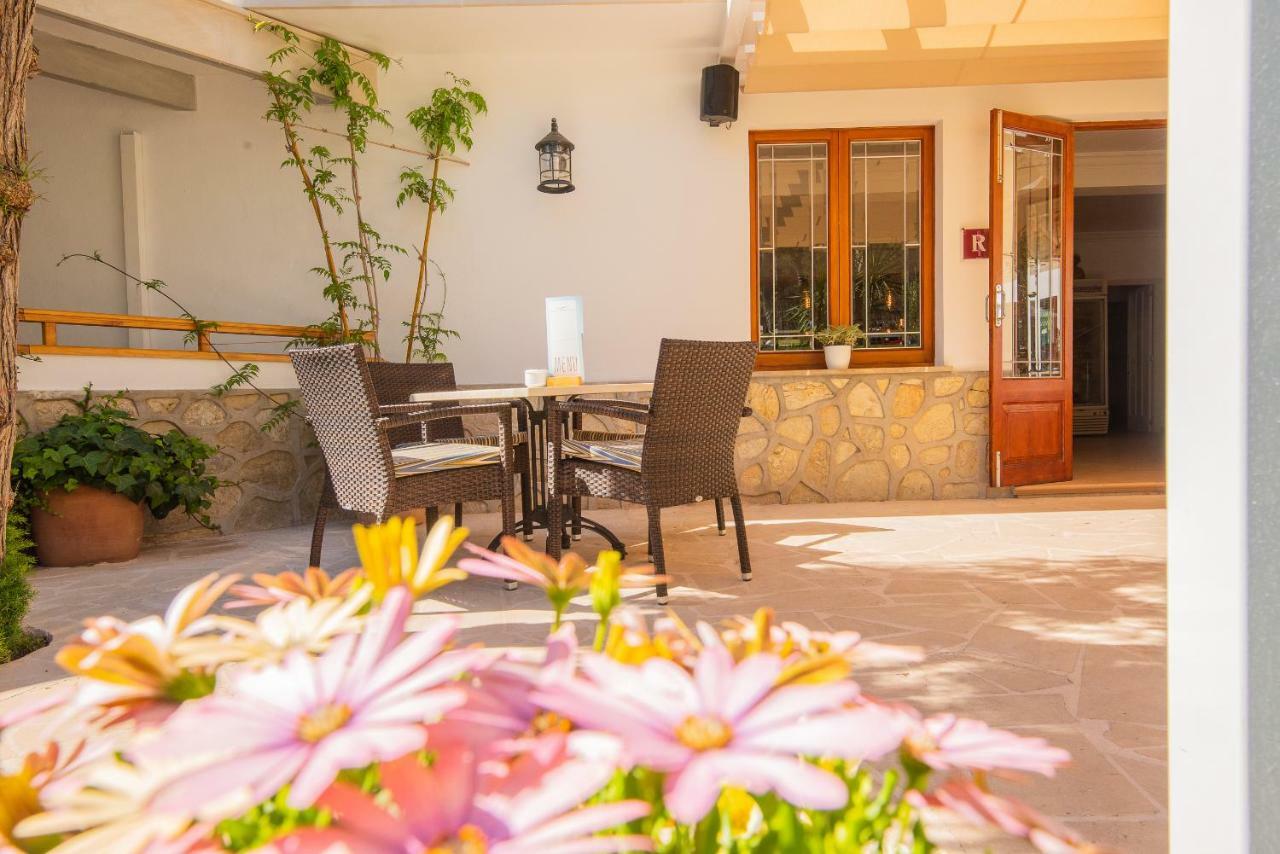 Hotel Playa Mondrago Портопетро Экстерьер фото