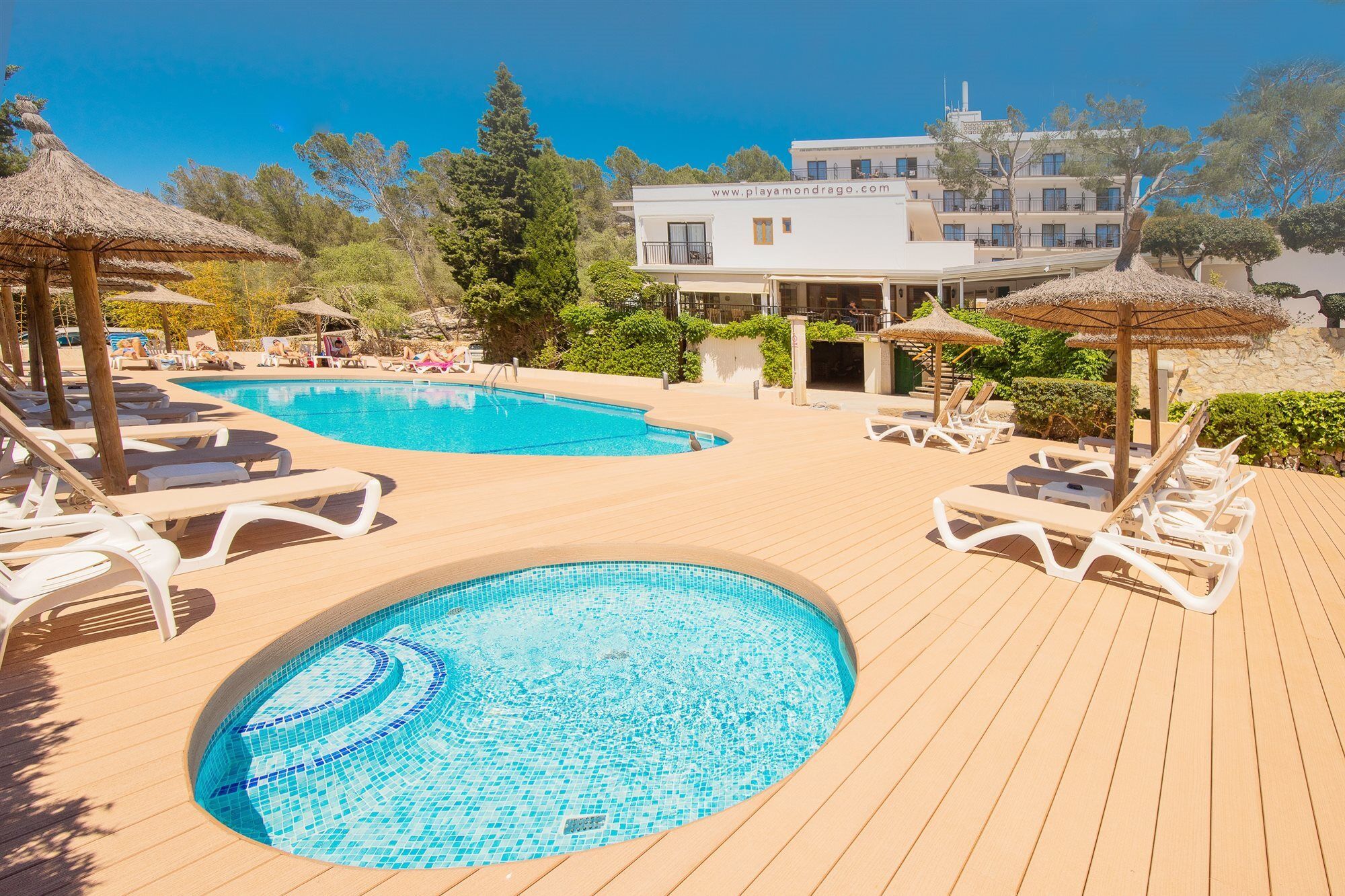 Hotel Playa Mondrago Портопетро Экстерьер фото