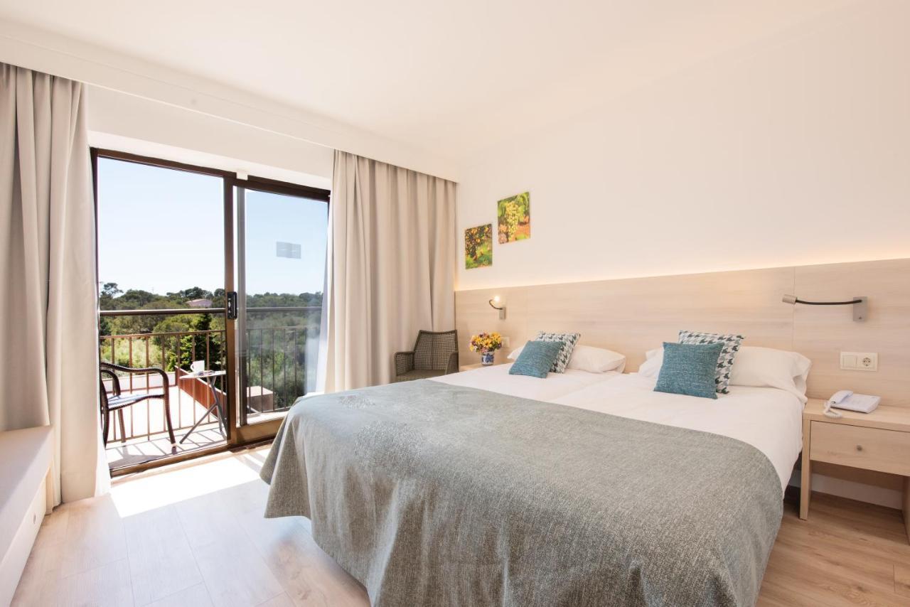 Hotel Playa Mondrago Портопетро Экстерьер фото